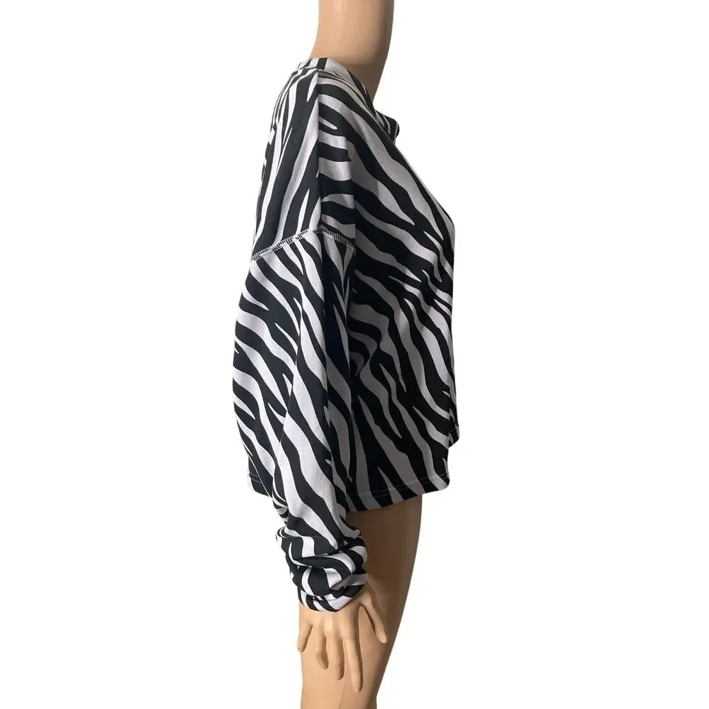 Nike Zebra Print Sweatshirt Womens Small Center Swoosh Black White Oversized
